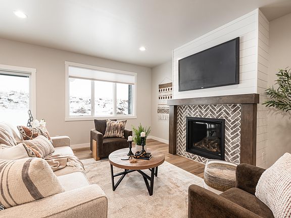 5th image of 2020 Prairie Hawk Dr