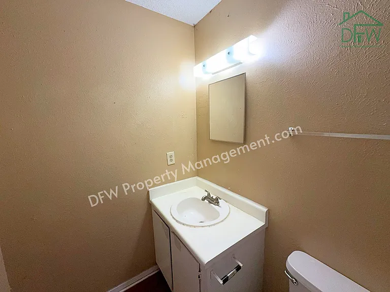 219 Fry St #10 — Photo 8