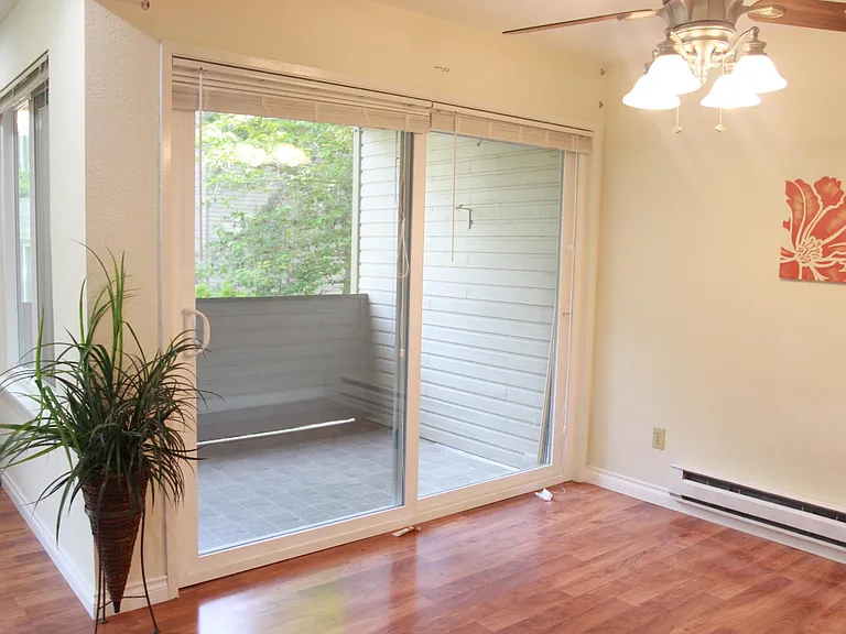14707 NE 44th Pl #Q8 — Photo 9