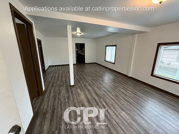 2nd image of 305 Rosewood St
