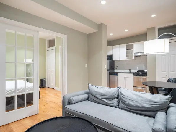 18 Avenue A, New York, NY