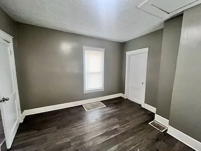 1143 Louis Coleman Jr Dr — Photo 11