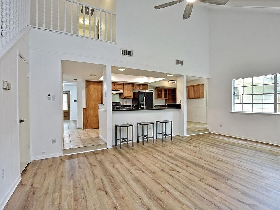 1st image of 10601 Golden Quail Dr