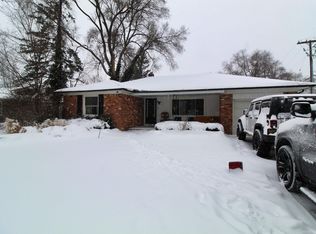 7821 Powers Ct, Shelby Township, MI 48317