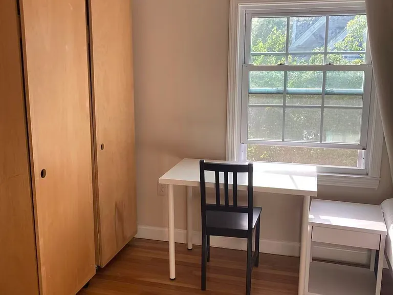 47 Park St — Photo 3