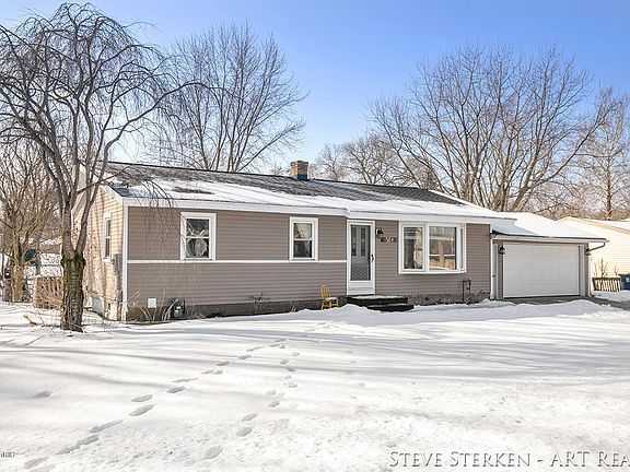 2nd image of 524 Alice Ave