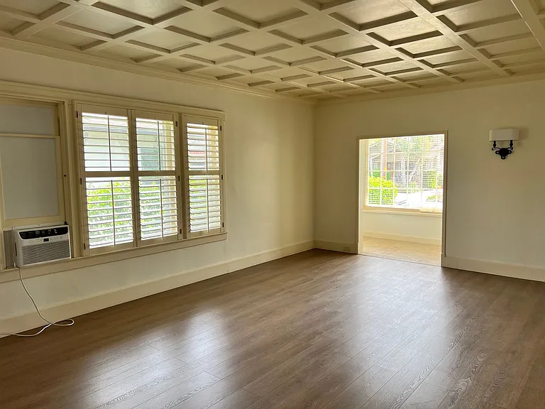 118 W Pedregosa St — Photo 25