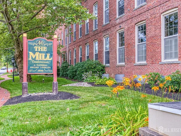 40 Washington Ave APT 36, Milltown, NJ 08850