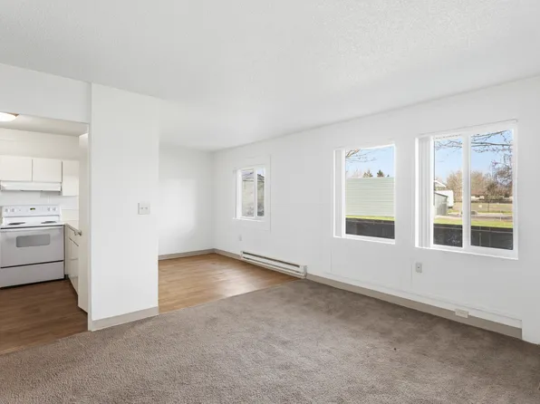 West Hills Village, 1459 City View St APT 117, Eugene, OR 97402