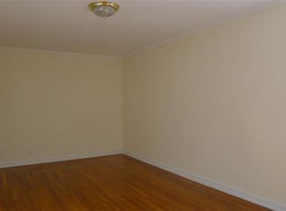 4331 Ithaca St APT 310, Elmhurst, NY 11373