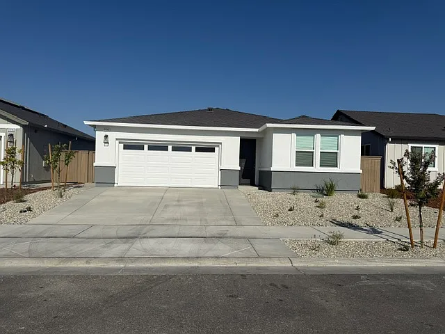3 bed, 1251 sqft, $2,875 — Photo 1