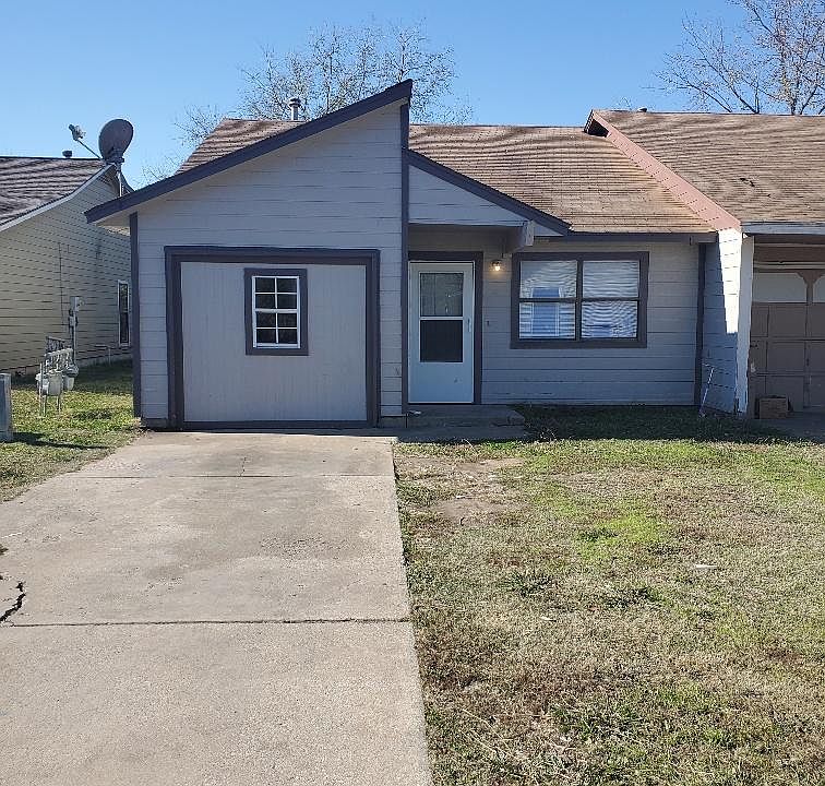 1st image of 14146 S Hickory St E