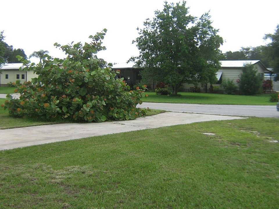 1st image of 733 Pinewood Blvd