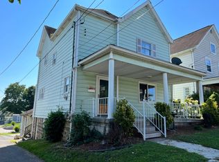 208 Dearborn St, Fairmont, WV 26554