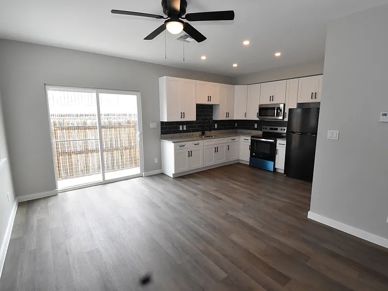 6406 Tahoka St #101 — Photo 11