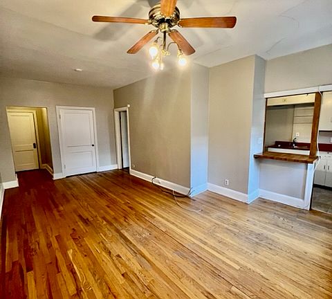 3rd image of 1379 Saint Paul St APT 104