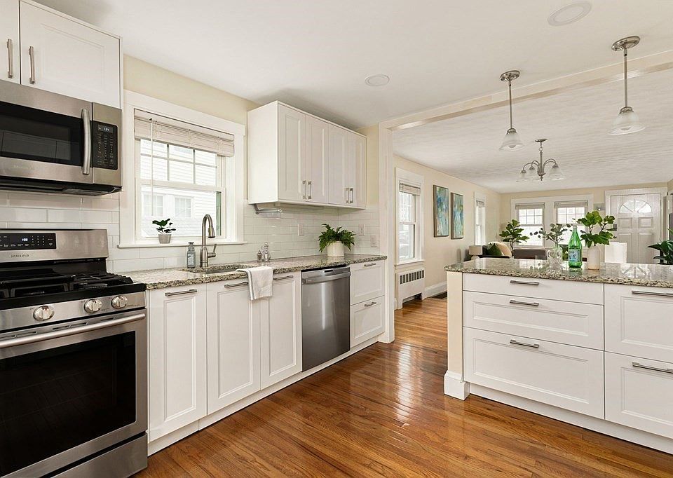 117 Templeton Pkwy FLOOR 1, Watertown, MA 02472 Zillow