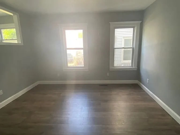 53 Orlando St — Photo 12