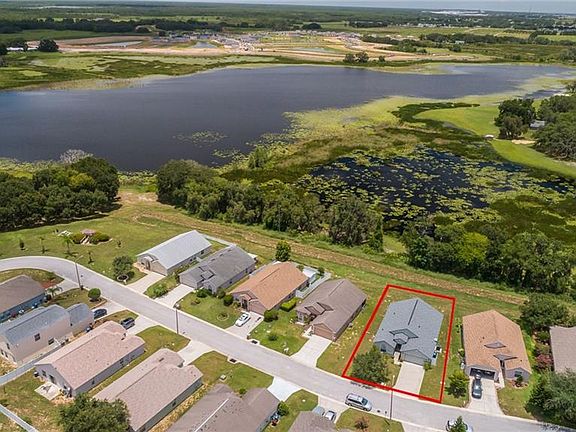3rd image of 734 Lake Charles Dr