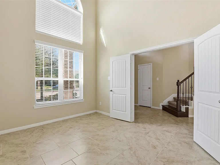 23207 Verita Ct — Photo 6