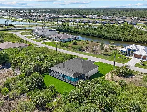 15101 Leipzig Cir Photo 1