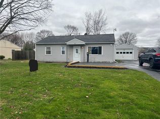 9 Fairchild Rd, Rochester, NY 14606