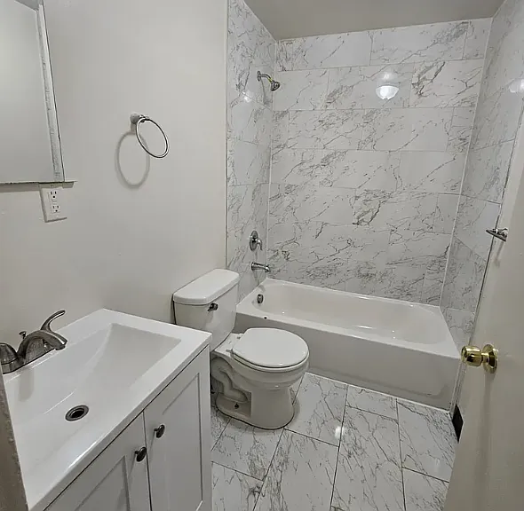 611 Clinton Ave #101 — Photo 10
