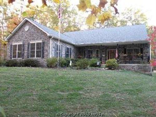 1st image of 44 Magnolia Dr