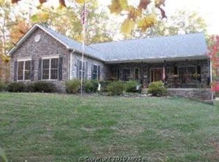44 Magnolia Dr, Stafford, VA 22556