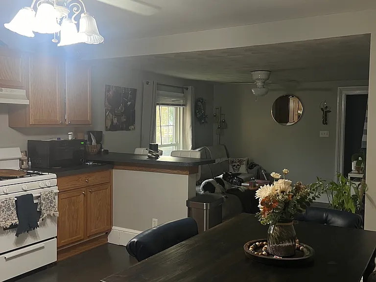 62 Grove St #2 — Photo 6