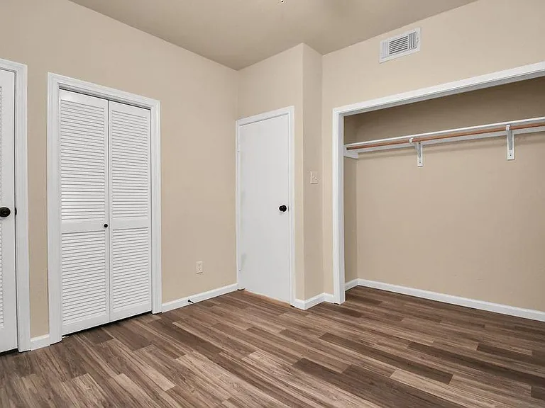 793 Davis Rd #107 — Photo 5