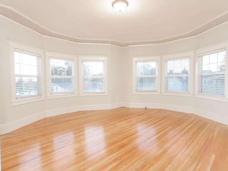 4306 Park Blvd — Photo 2