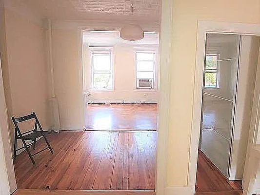 1st image of 106 Union St APT 1