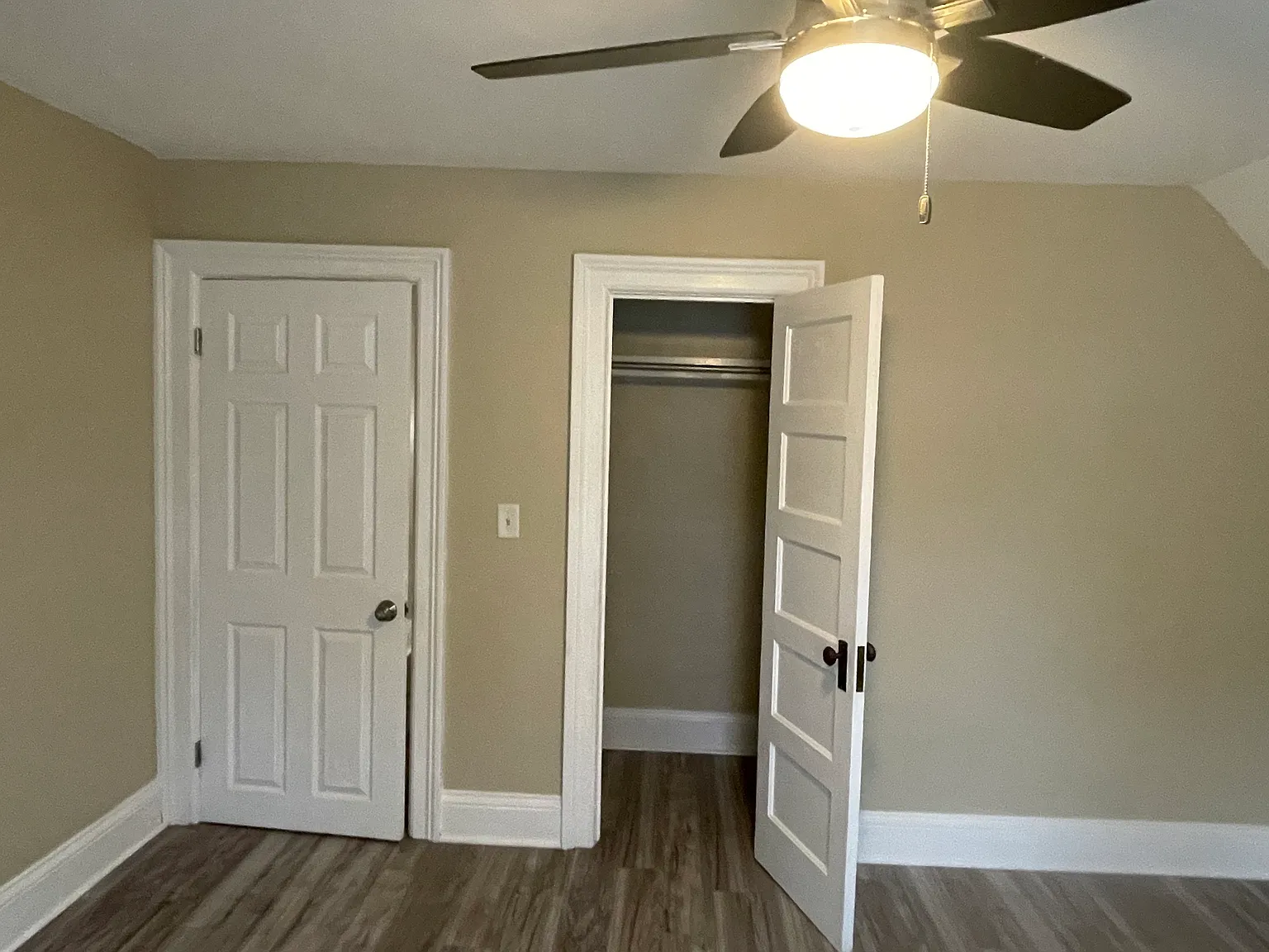 1 bed, 700 sqft, $1,070 — Photo 3