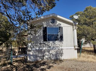 10 Pluma Azul Ln, Pecos, NM 87552