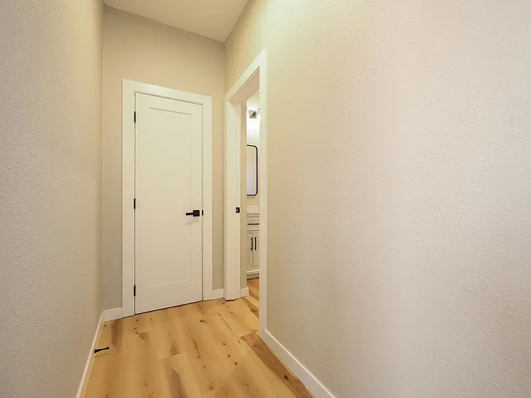 Sunnymot Apartments — Photo 7