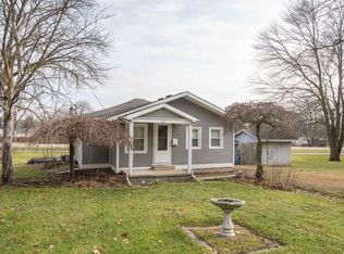 127 S 5th St, Waterville, OH 43566