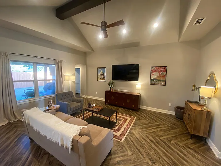 5902 Legacy Dr — Photo 6