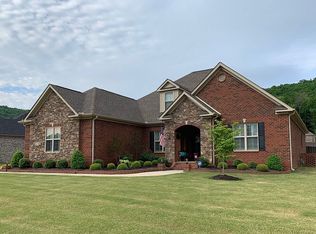 2004 Meadow Creek Cir SE, Owens Cross Roads, AL 35763