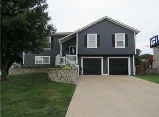 17281 S Agnes St, Gardner, KS 66030