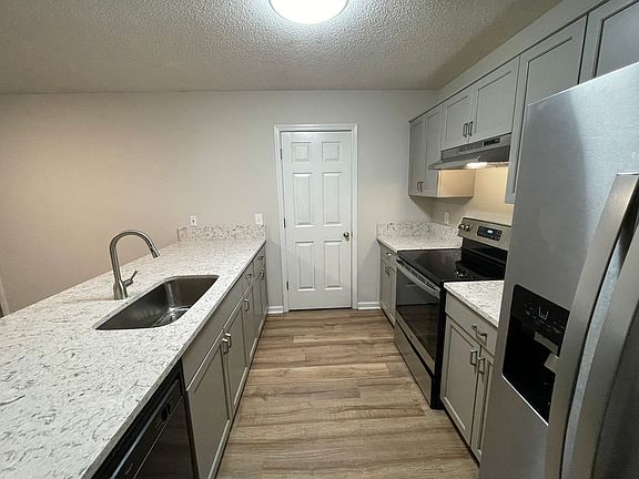 2nd image of 230 Kellie Ln