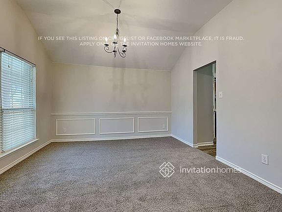 5th image of 2810 Beacon Hill Dr