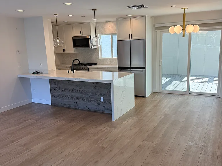 103 Harbor Woods Pl — Photo 6