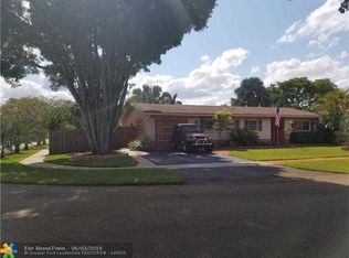 2011 NW 117th Ter, Pembroke Pines, FL 33026