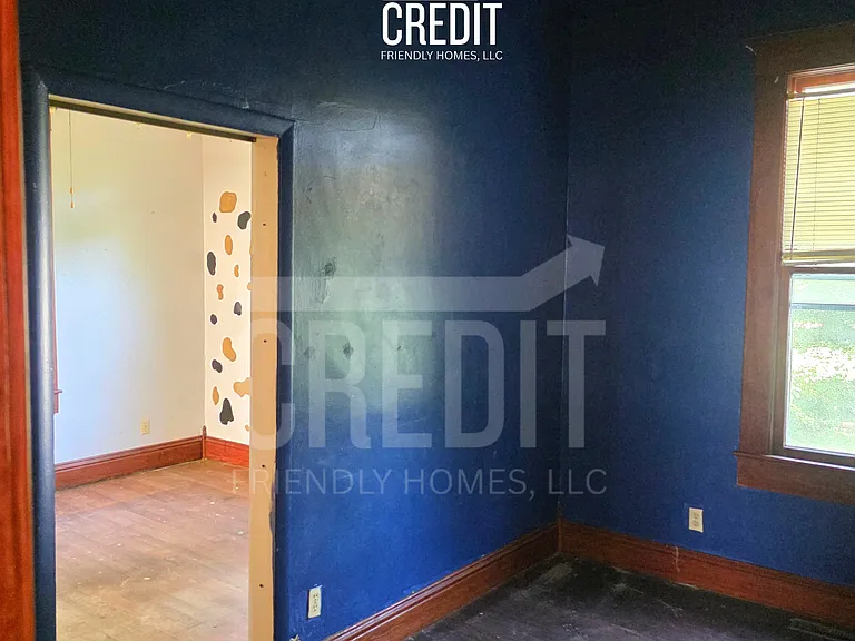 135 E Pine St — Photo 7