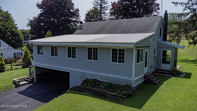 2nd image of 47 Ridge Road