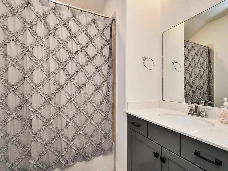 8922 Stanley Oak Dr — Photo 35