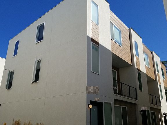 3rd image of 1710 S West Temp #15