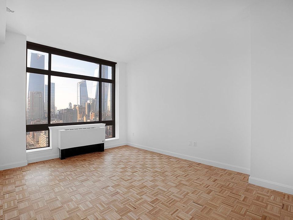 1st image of 360 W 43rd St APT S16b