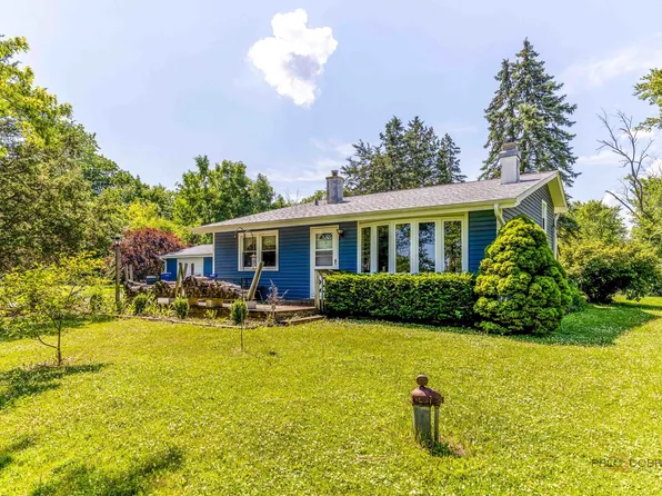 23581 W Petite Lake Rd, Lake Villa, IL 60046